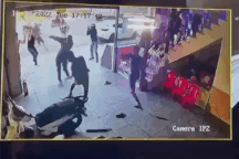 Hàng chục đối tượng hỗn chiến tại quán karaoke ở Nha Trang