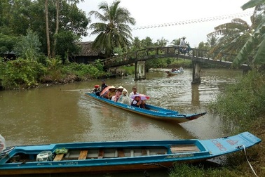 Cà Mau: Còn nhiều đò đưa rước học sinh không đúng quy định