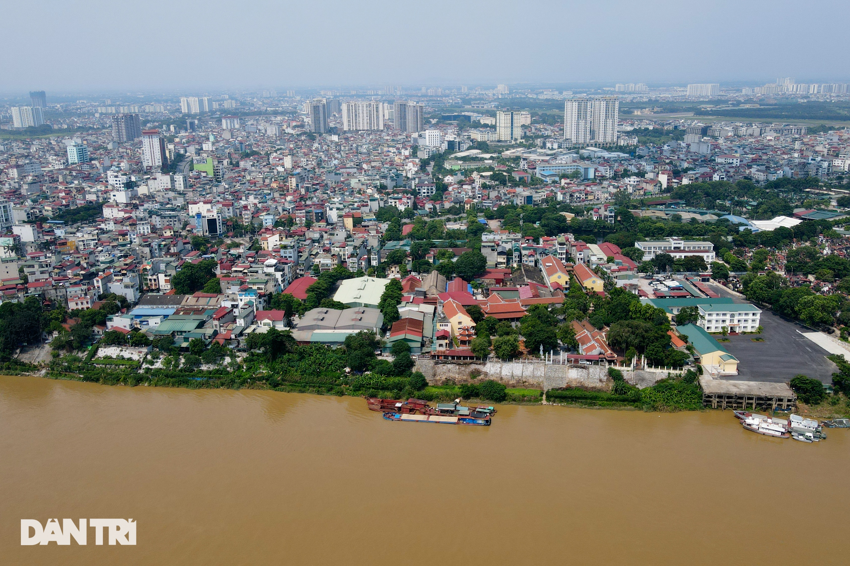 Toàn cảnh 2 khu dân cư ven sông Hồng dự kiến phải di dời theo quy hoạch - 7 Toàn cảnh 2 khu dân cư ven sông Hồng dự kiến phải di dời theo quy hoạch - 7