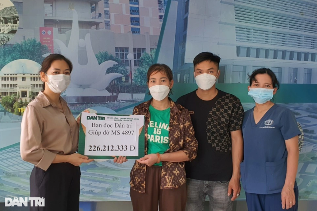 Số tiền bạn đọc Dân trí giúp đỡ là hy vọng giúp em tái sinh cuộc đời - 1 Số tiền bạn đọc Dân trí giúp đỡ là hy vọng giúp em tái sinh cuộc đời - 1