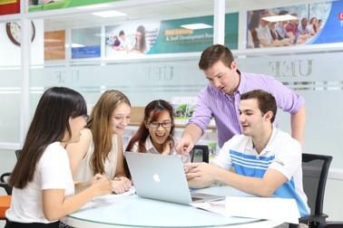 Học Ngôn ngữ Anh: Sở hữu “chìa khóa” nghề nghiệp toàn cầu