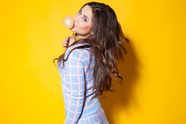 Các nhà khoa học đã làm được kẹo cao su vĩnh cửu với hương vị tùy biến