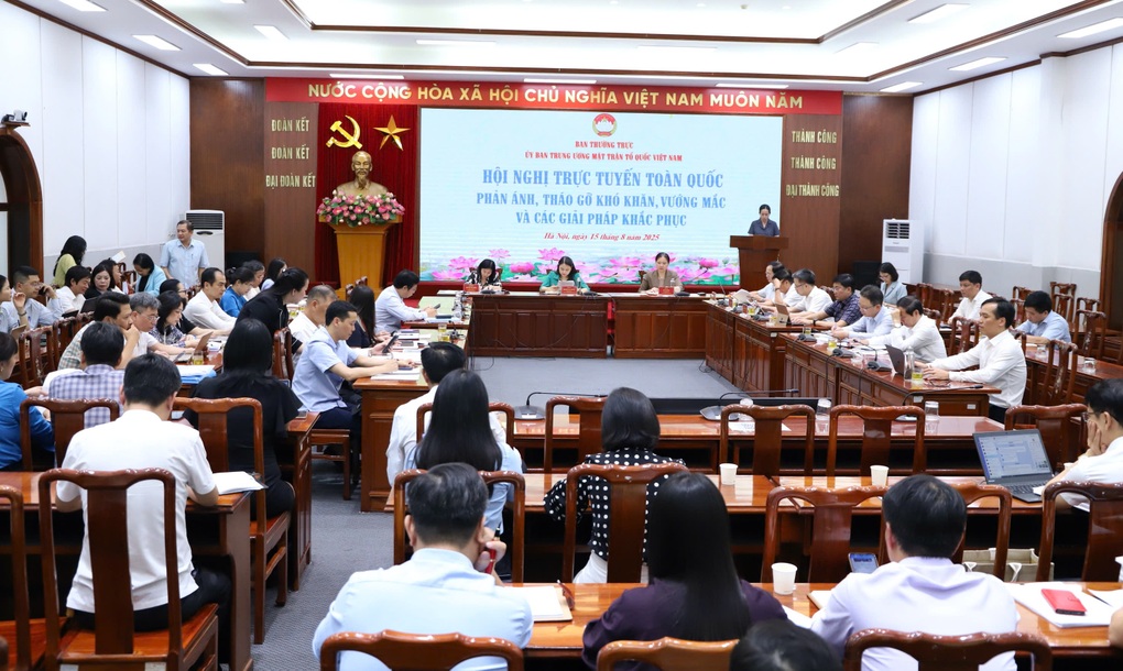 Bộ Chính trị yêu cầu trình đề án sắp xếp hội quần chúng sớm hơn kế hoạch - 1 Bộ Chính trị yêu cầu trình đề án sắp xếp hội quần chúng sớm hơn kế hoạch - 1