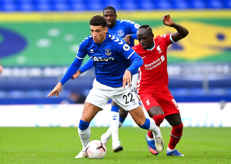 Everton 2-2 Liverpool: Màn rượt đuổi quyết liệt - 11 Everton 2-2 Liverpool: Màn rượt đuổi quyết liệt - 11