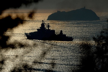 Hơn 60 tàu ngầm, tàu chiến Nga đón năm mới trên biển