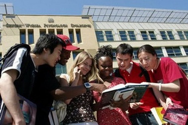 GS Mỹ khen tinh thần ham học, trí tuệ sinh viên VN 