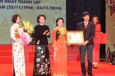 Hội Chữ thập đỏ Việt Nam đón nhận Huân chương Lao động hạng Nhì