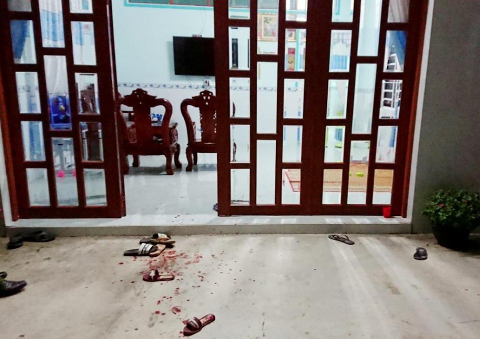 Vợ không nấu cơm, chồng nghi lấy dao sát hại vợ - 1 Vợ không nấu cơm, chồng nghi lấy dao sát hại vợ - 1