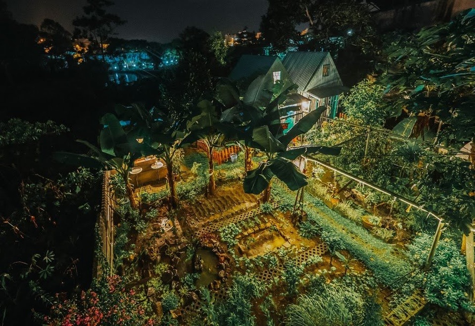 Thuê đất dựng nhà ven đô, vợ chồng Sài Gòn “trốn khói bụi” cuối tuần - 5 Thuê đất dựng nhà ven đô, vợ chồng Sài Gòn “trốn khói bụi” cuối tuần - 5