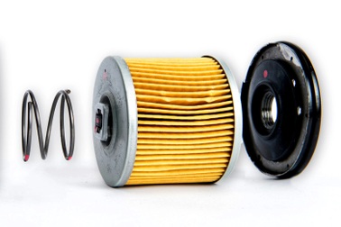 Một bộ lọc dầu khiến hai nhân viên cửa hàng phụ tùng ô tô thiệt mạng