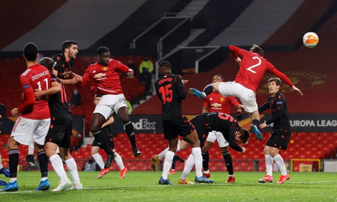 Europa League: Man Utd mất điểm trước Sociedad vì VAR - Ảnh 3. Europa League: Man Utd mất điểm trước Sociedad vì VAR - Ảnh 3.