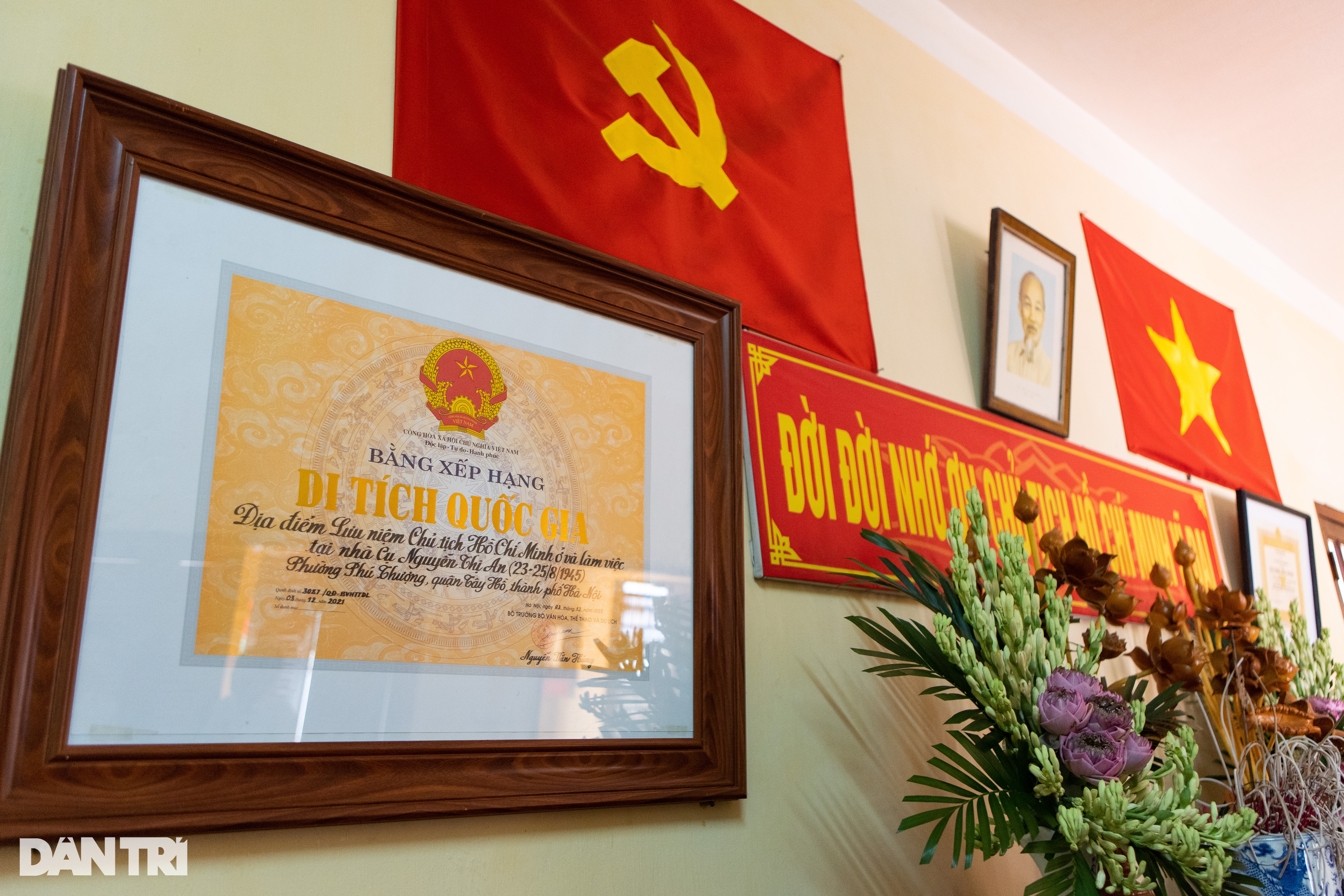 Chuyện về căn nhà nhỏ ven sông ở Hà Nội hai lần đón Bác Hồ - 13 Chuyện về căn nhà nhỏ ven sông ở Hà Nội hai lần đón Bác Hồ - 13