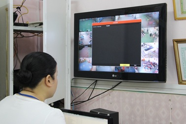Huế: Lắp camera trong trường mầm non để tránh trẻ bị xâm hại
