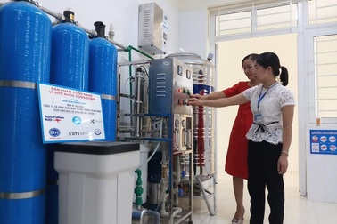 Australia tài trợ lắp đặt hệ thống lọc nước ô nhiễm ở đồng bằng sông Hồng