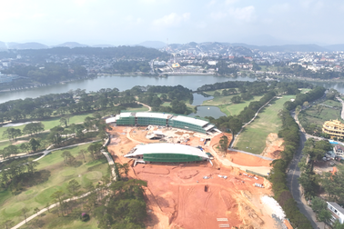 Lâm Đồng xử lý công trình trái phép trong sân golf Đồi Cù Đà Lạt