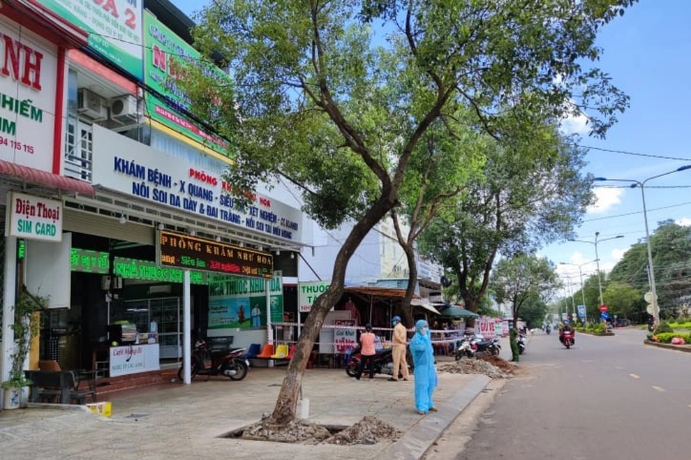Vì sao Giám đốc bệnh viện Đa khoa tỉnh Gia Lai bị tạm đình chỉ công tác? - 2 Vì sao Giám đốc bệnh viện Đa khoa tỉnh Gia Lai bị tạm đình chỉ công tác? - 2