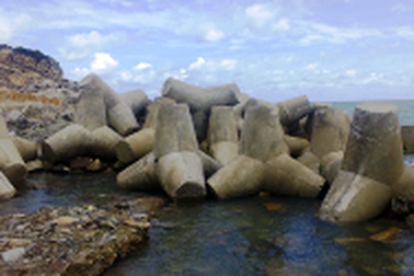 Đê biển bị bão số 8 “xé tan”, thiệt hại hơn 22 tỷ đồng