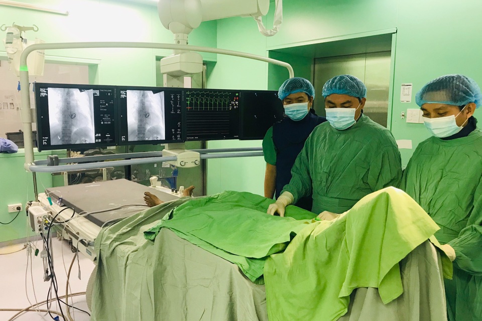 Cần Thơ: Cứu sống người phụ nữ bị đột quỵ não khi ngủ - 1 Cần Thơ: Cứu sống người phụ nữ bị đột quỵ não khi ngủ - 1
