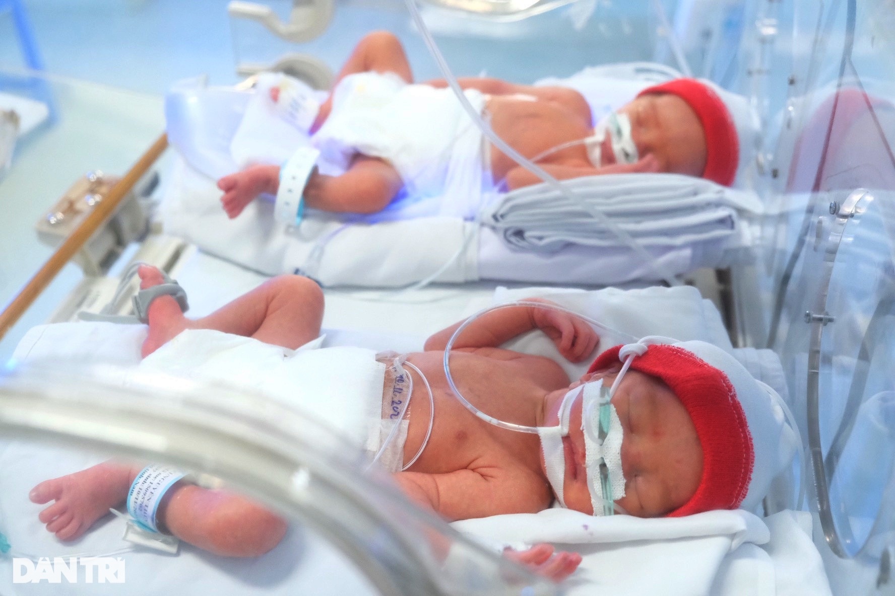 Chuyện về bác sĩ đỡ đẻ cho hàng trăm sản phụ F0 giữa tâm dịch Sài Gòn - 3 Chuyện về bác sĩ đỡ đẻ cho hàng trăm sản phụ F0 giữa tâm dịch Sài Gòn - 3