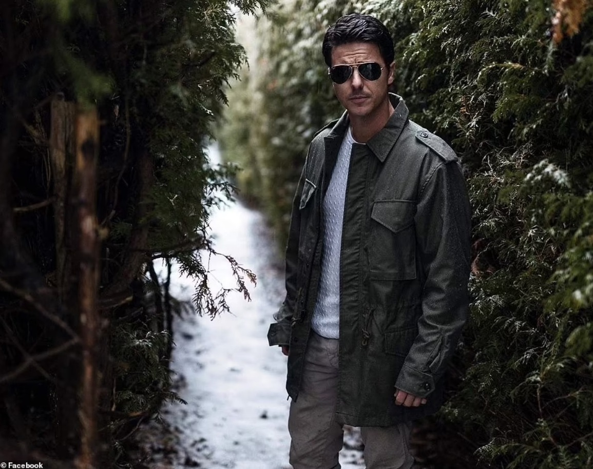 Quá giống Tom Cruise, người đàn ông liên tục bị xóa tài khoản mạng xã hội - 6 Quá giống Tom Cruise, người đàn ông liên tục bị xóa tài khoản mạng xã hội - 6