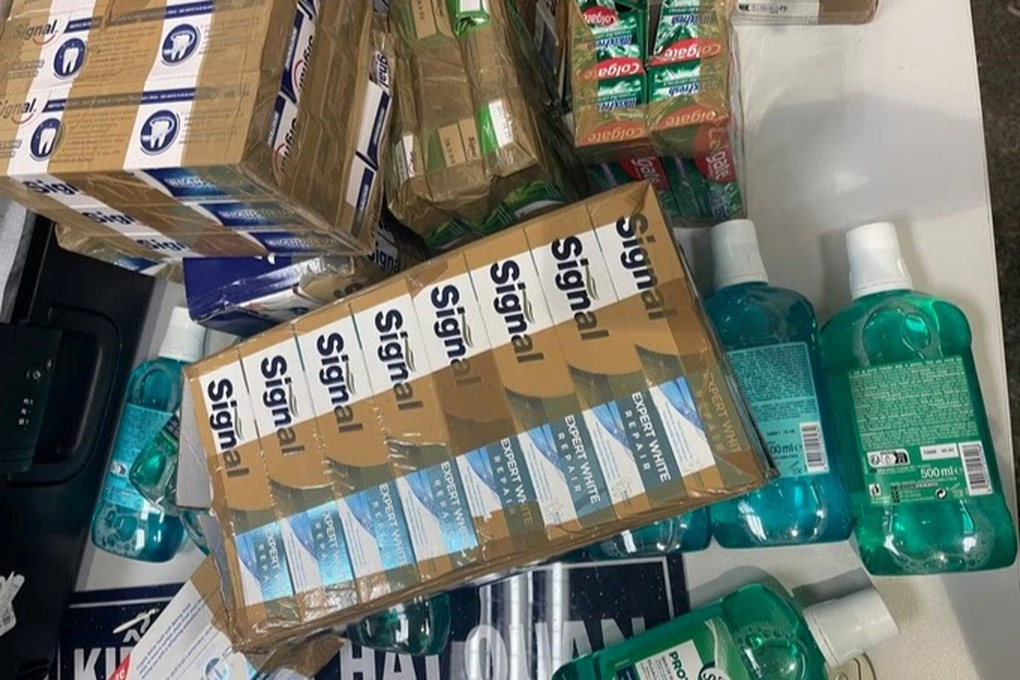 Sau vụ tiếp viên hàng không vận chuyển ma túy, TPHCM ban hành kế hoạch khẩn - 1 Sau vụ tiếp viên hàng không vận chuyển ma túy, TPHCM ban hành kế hoạch khẩn - 1