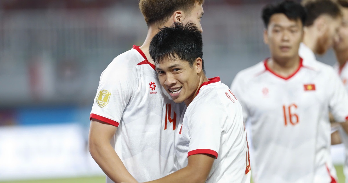 Tuyển Việt Nam thắng thuyết phục 3-0 trên sân Indonesia