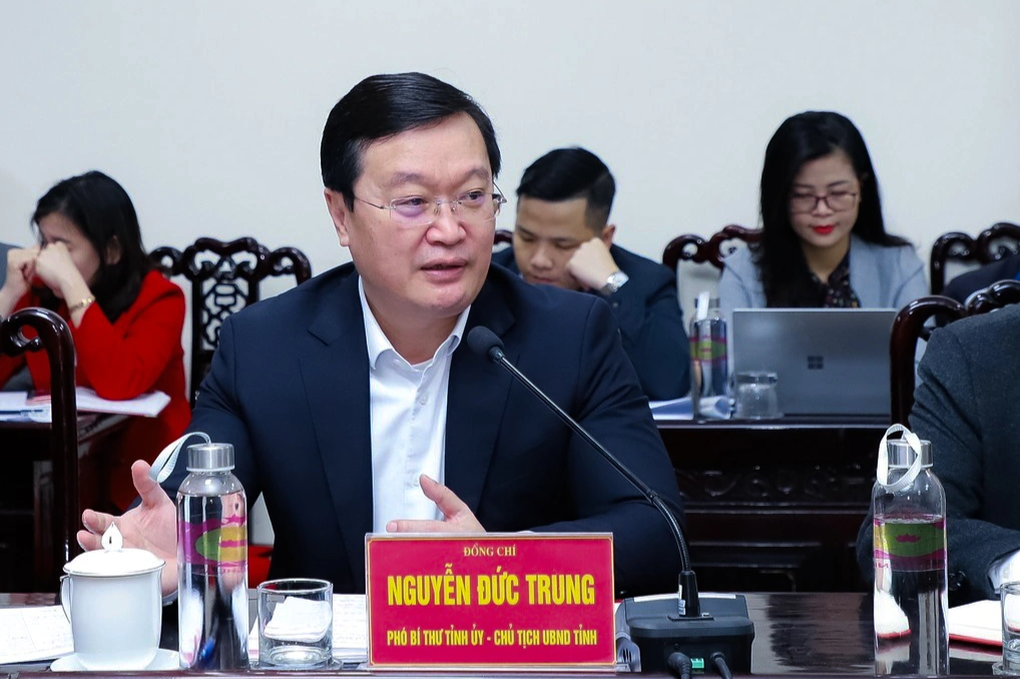 Người dân bị chậm cấp sổ đỏ, Chủ tịch tỉnh yêu cầu huyện, xã xin lỗi - 2 Người dân bị chậm cấp sổ đỏ, Chủ tịch tỉnh yêu cầu huyện, xã xin lỗi - 2