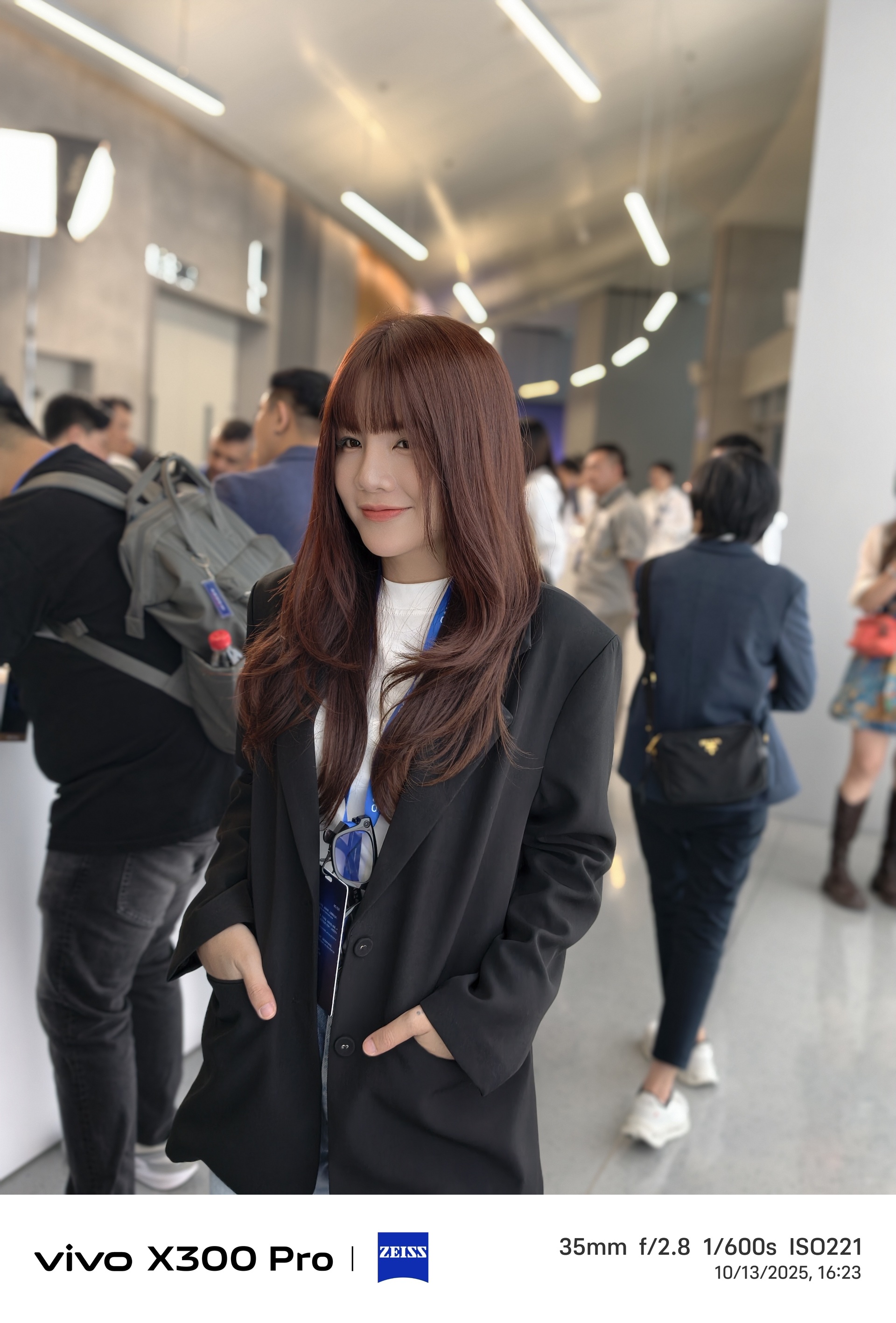 ประสบการณ์ฉับไวของ vivo X300 Pro ในจีน: ประชันความแรงกับ iPhone 17 Pro Max - 17 Trải nghiệm nhanh vivo X300 Pro tại Trung Quốc: Đối đầu iPhone 17 Pro Max - 17