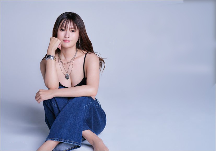 Vẻ ngoài quyến rũ của mỹ nhân được khao khát nhất Nhật Bản - 5 Vẻ ngoài quyến rũ của mỹ nhân được khao khát nhất Nhật Bản - 5
