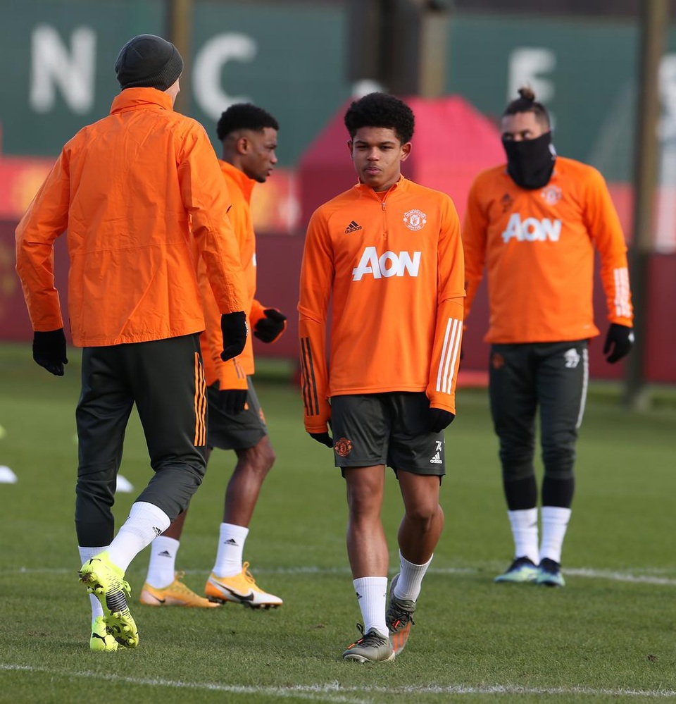 Thần đồng 17 tuổi lên tập cùng đội hình chính của Man Utd - 3 Thần đồng 17 tuổi lên tập cùng đội hình chính của Man Utd - 3