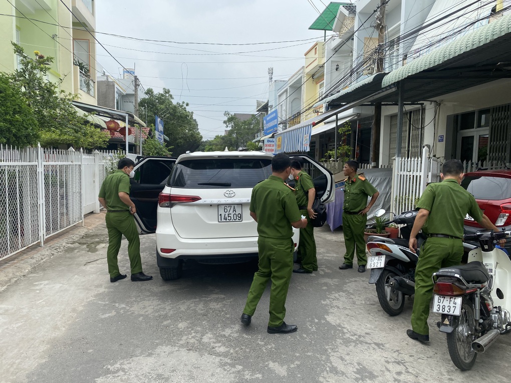 Phó Chánh Thanh tra tỉnh An Giang bị bắt - 1 Phó Chánh Thanh tra tỉnh An Giang bị bắt - 1