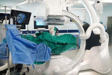 Vinmec tái tạo chính xác dây chằng chéo trước khớp gối với phương pháp "ánh xạ giải phẫu" độc quyền