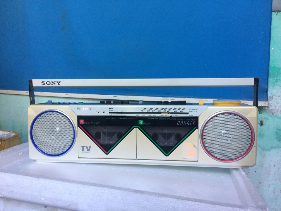 Bộ sưu tập cassette cũ trị giá gần 300 triệu đồng của tay chơi Hà Nam - 14 Bộ sưu tập cassette cũ trị giá gần 300 triệu đồng của tay chơi Hà Nam - 14
