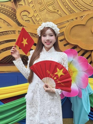 Mỹ Tâm, Trang Pháp, Hòa Minzy đọ sắc với áo dài mừng ngày Quốc khánh - 4
