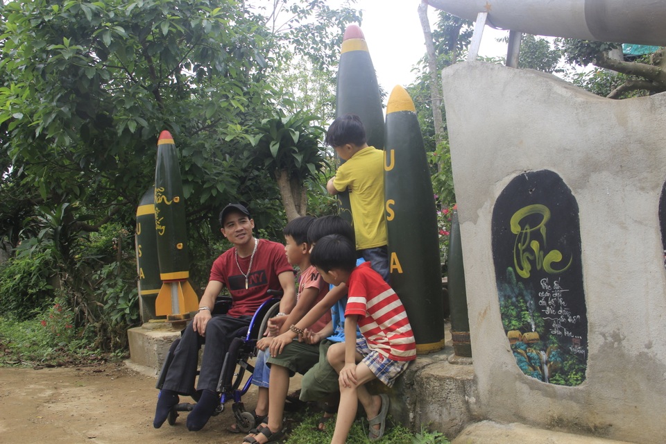 Kỳ lạ người đàn ông chi hơn 500 triệu đồng để chơi bom - 5 Kỳ lạ người đàn ông chi hơn 500 triệu đồng để chơi bom - 5