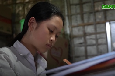 Bà già yếu, cậu khuyết tật, nữ sinh mô côi bỏ ngỏ ước mơ đại học