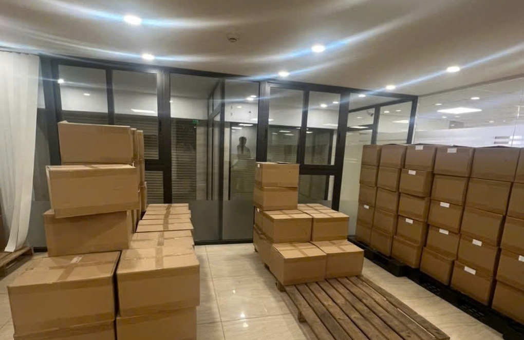 Bộ Công an khám xét trụ sở Công ty Chị Em Rọt tại TPHCM - 1 Bộ Công an khám xét trụ sở Công ty Chị Em Rọt tại TPHCM - 1