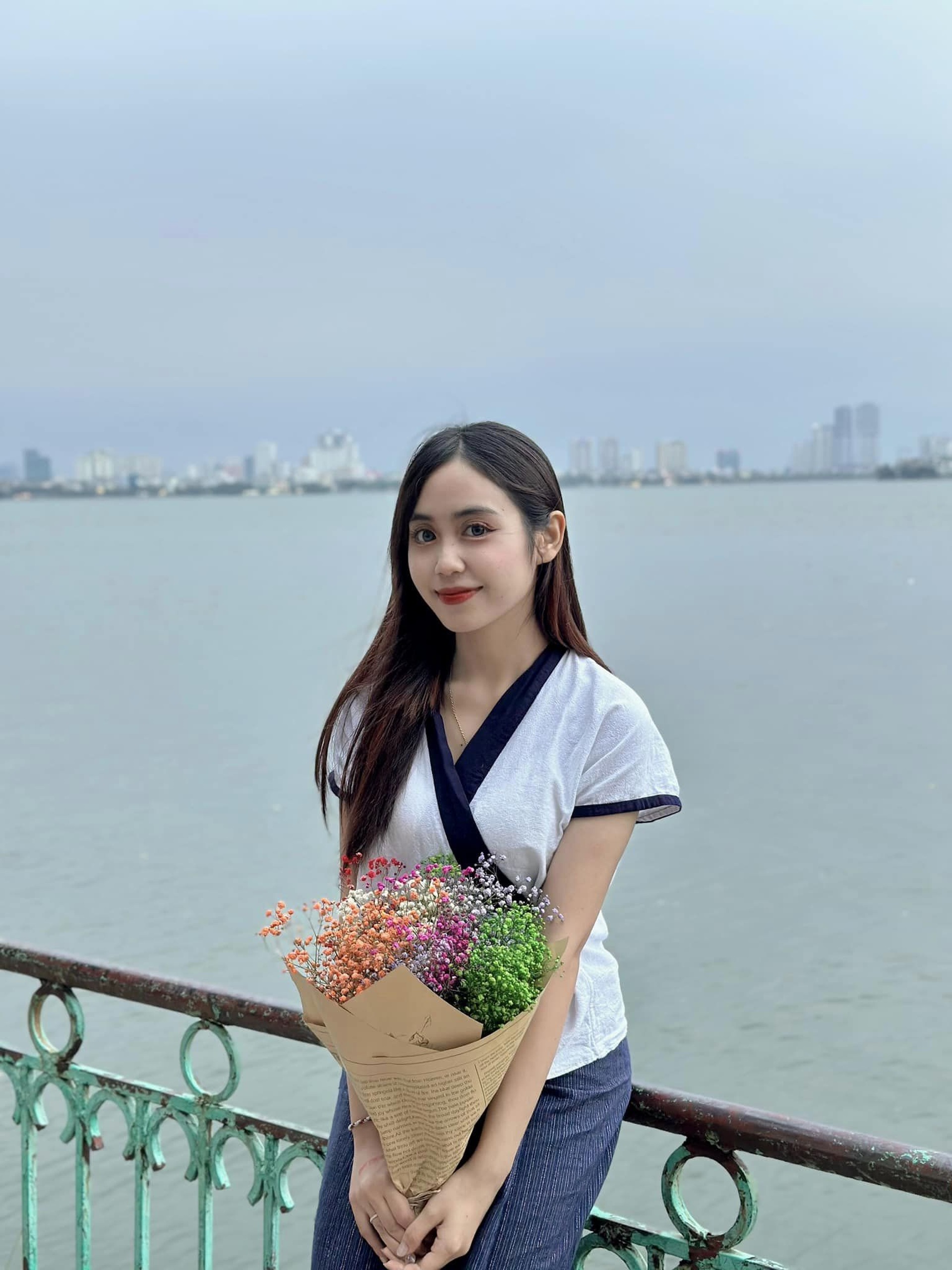 Nữ du học sinh Lào xinh đẹp, nổi tiếng nhờ yêu thích văn hóa Việt Nam - 2
