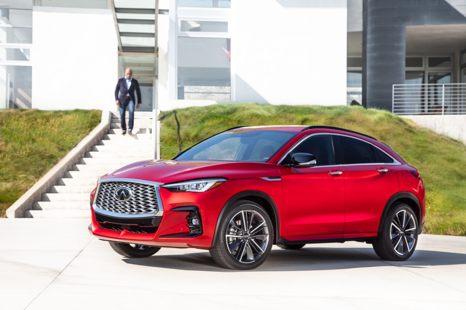 Infiniti QX55 có gì để cạnh tranh BMW X4 và Mercedes GLC Coupe? - 13 Infiniti QX55 có gì để cạnh tranh BMW X4 và Mercedes GLC Coupe? - 13