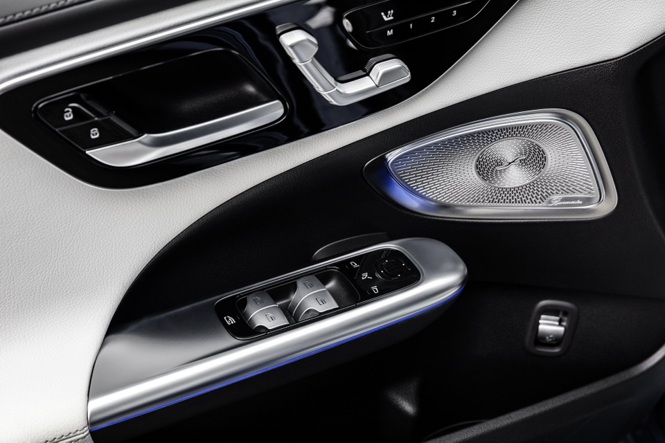 Mercedes-Benz C-Class 2022 chính thức ra mắt, vẫn là S-Class thu nhỏ - 35 Mercedes-Benz C-Class 2022 chính thức ra mắt, vẫn là S-Class thu nhỏ - 35