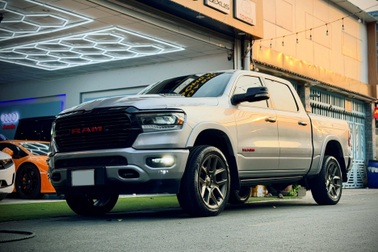 Xe bán tải Ram 1500 mất nửa giá sau 4 năm sử dụng