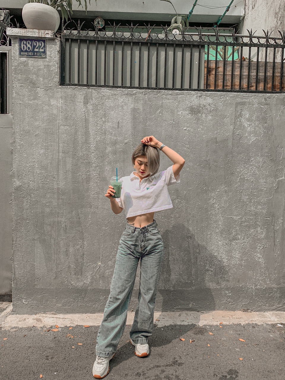 Gia đình phá sản, nàng tiểu thư tự bươn chải và trở thành hot streamer - 6 Gia đình phá sản, nàng tiểu thư tự bươn chải và trở thành hot streamer - 6