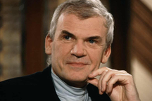 "Nghệ thuật tiểu thuyết" của Milan Kundera - Nhà văn vĩ đại vừa qua đời