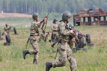 Belarus tập trận lớn, điều vũ khí đặc biệt đến biên giới Ukraine