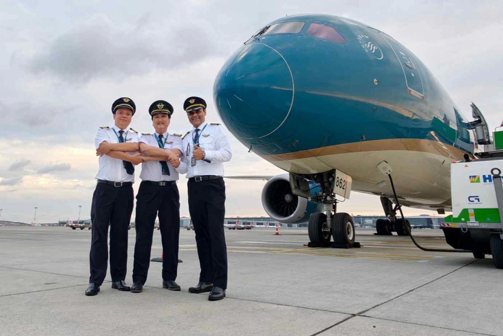 Cơ trưởng kể cú hạ cánh khẩn ở Thổ Nhĩ Kỳ trên chuyến bay về TPHCM - 3 Cơ trưởng kể cú hạ cánh khẩn ở Thổ Nhĩ Kỳ trên chuyến bay về TPHCM - 3