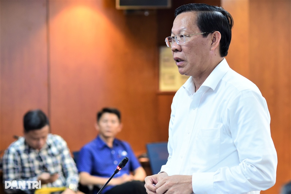 Chủ tịch TPHCM: Một nghị quyết không thể tháo gỡ hết tất cả vướng mắc - 2 Chủ tịch TPHCM: Một nghị quyết không thể tháo gỡ hết tất cả vướng mắc - 2