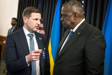 Bộ trưởng Estonia: Mọi thành viên NATO đều có quân nhân ở Ukraine