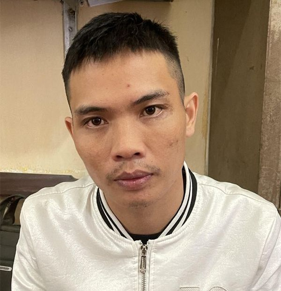 Bị kiểm tra, nam thanh niên livestream vu khống công an ăn trộm xe - 1 Bị kiểm tra, nam thanh niên livestream vu khống công an ăn trộm xe - 1