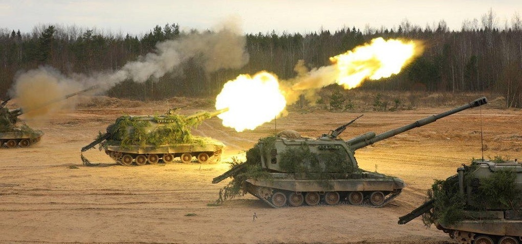 Nga điều trọng pháo, dồn dập tấn công vùng biên giới phía Bắc Ukraine - 1 Nga điều trọng pháo, dồn dập tấn công vùng biên giới phía Bắc Ukraine - 1