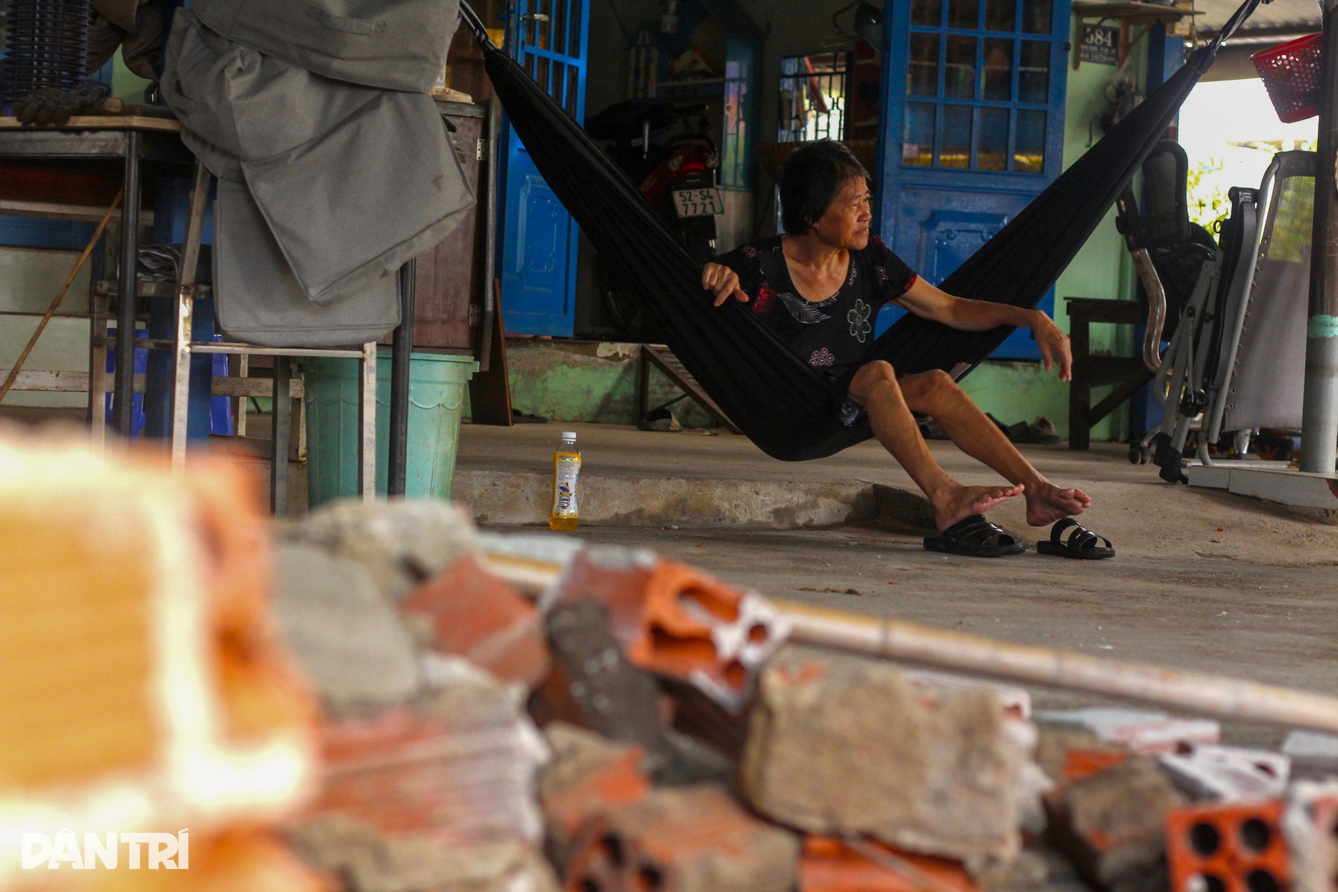 Người dân bán đảo Thanh Đa kiệt sức, tài sản hư hại do triều cường ở TPHCM - 7